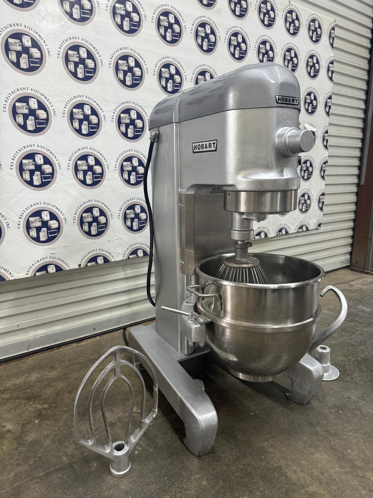 Hobart H600T 60Qt Mixer 208-230V Single Phase