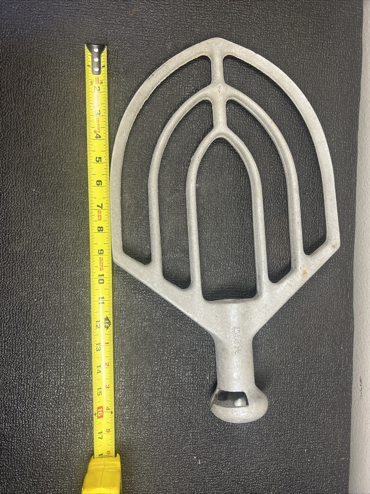 COMMERCIAL MIXER FLAT PADDLE L.M. M1973 BEATER INDUSTRIAL ATTACHMENT 16-1/2″