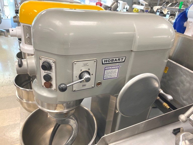 Mixers/ Hobart H-600T 60 Qt Mixer/ 2 HP NEW Motor w/ Attachments/ 200V-3PH