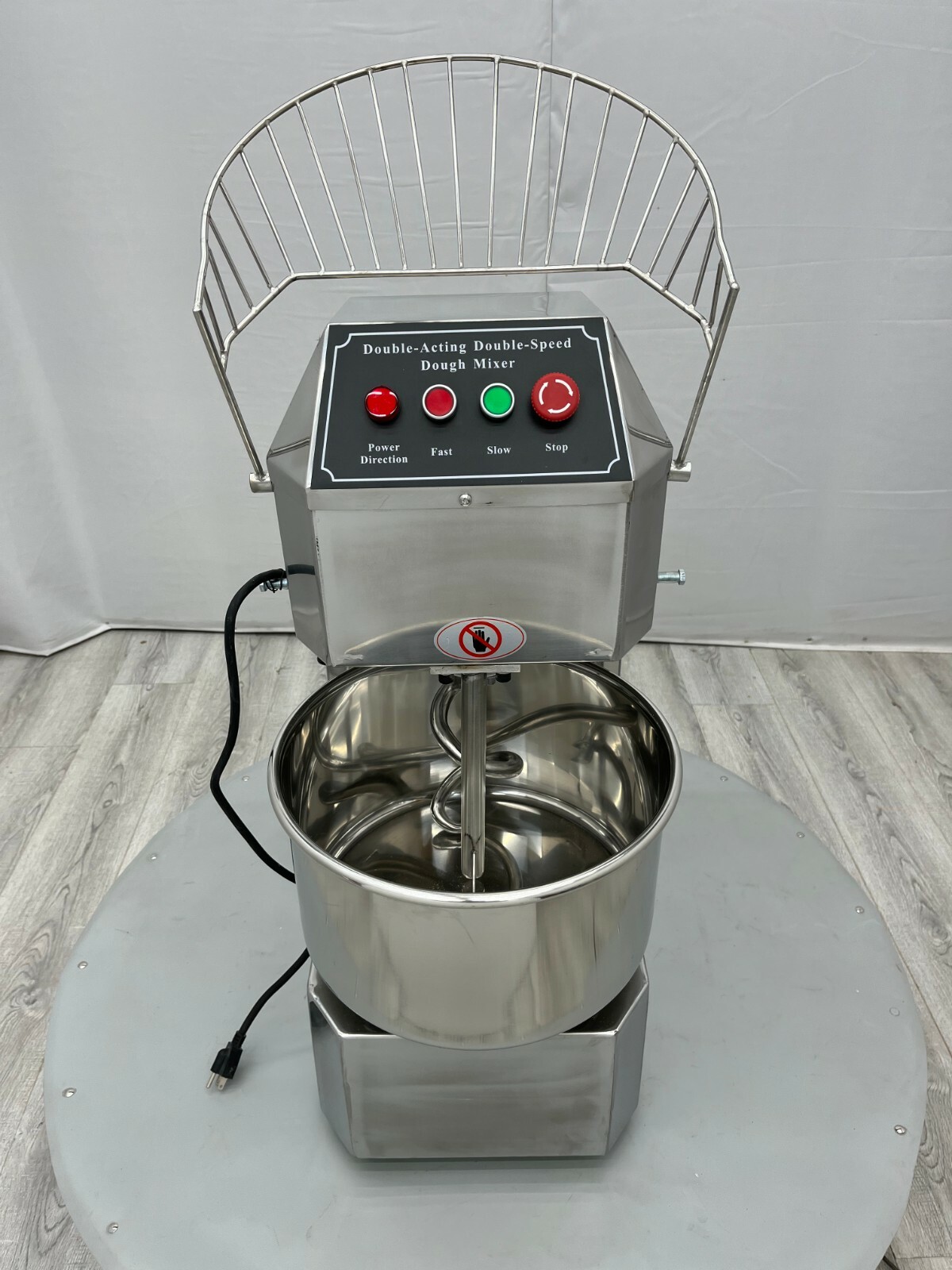 Commercial Dough Mixer 20L Dough Spiral Mixer Bakery Flour Mixing Machine 110V