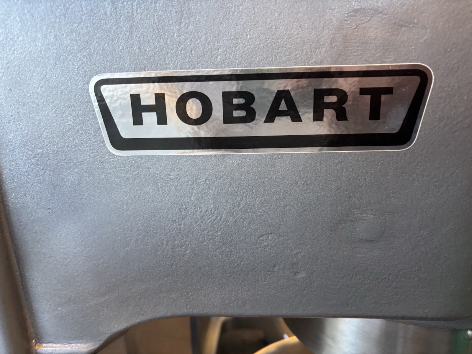 Hobart H-600 60 Qt Mixer 1HP – 1Ph – 230v – New Stainless Bowl And Dough Hook