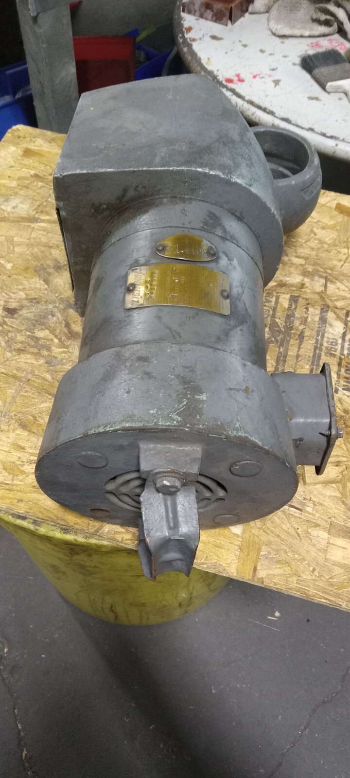 LIGHTNIN 1/2-1/8 HP MIXER 3Ø 440 VAC 1725/850 RPM L56C ND-2