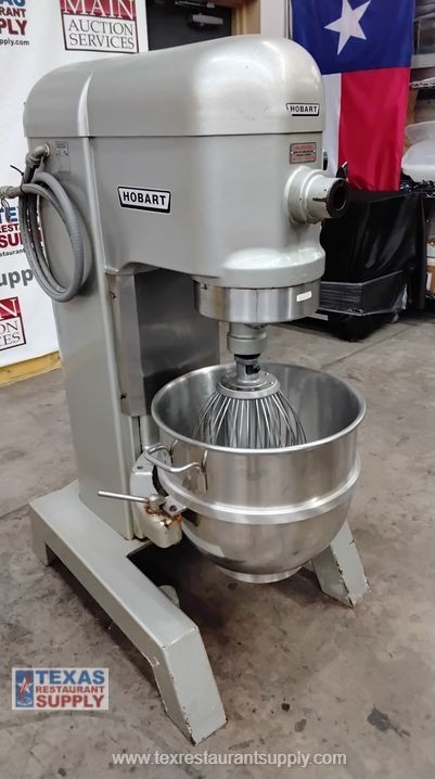 Hobart H600T 60 Qt Bakery Pizza Dough Mixer with Bowl and 1 Attachment