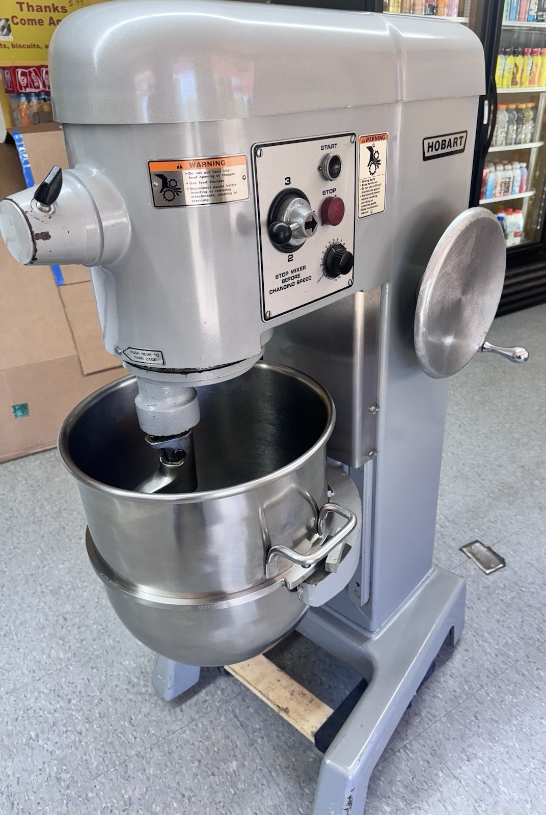 Hobart D340 40 Qt Mixer With 40 Qt SS Bowl & Heavy Duty SS Hook 1.5 HP 3 PH 208V
