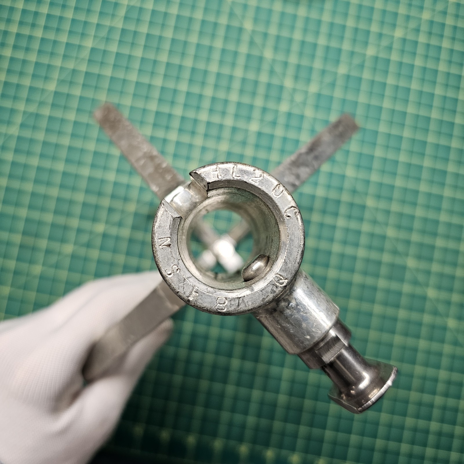 Hobart – 20 Qt. C Wing Whip for HL200 Mixer – CWHIP-HL20