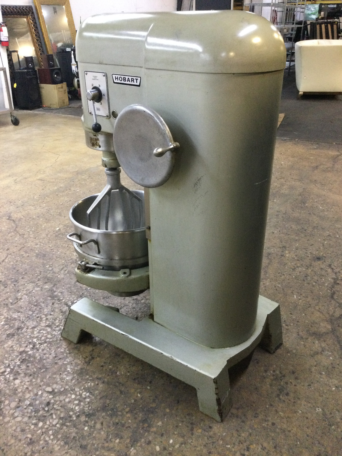 Hobart H-600, 60qt Dough Mixer With Bowl 1 Attachment