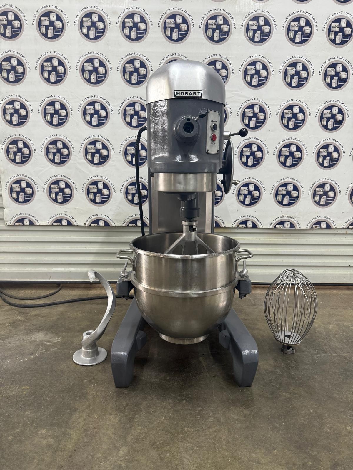 Hobart H600 60 Qt Mixer Bowl And 3 Attachments Included 3phase