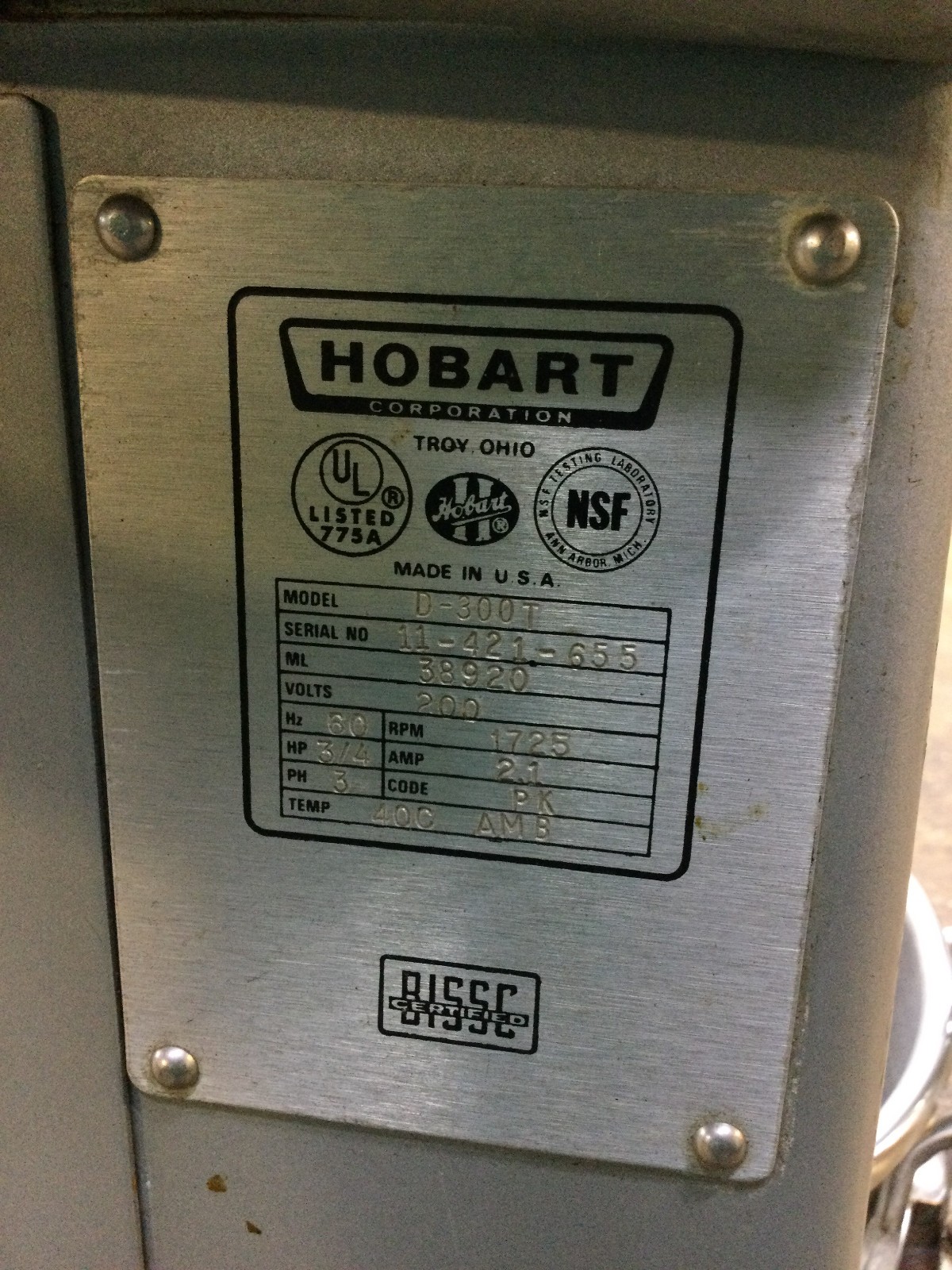 Hobart D-300T 30 Qt Dough Mixer With Bowl 1 Attachment