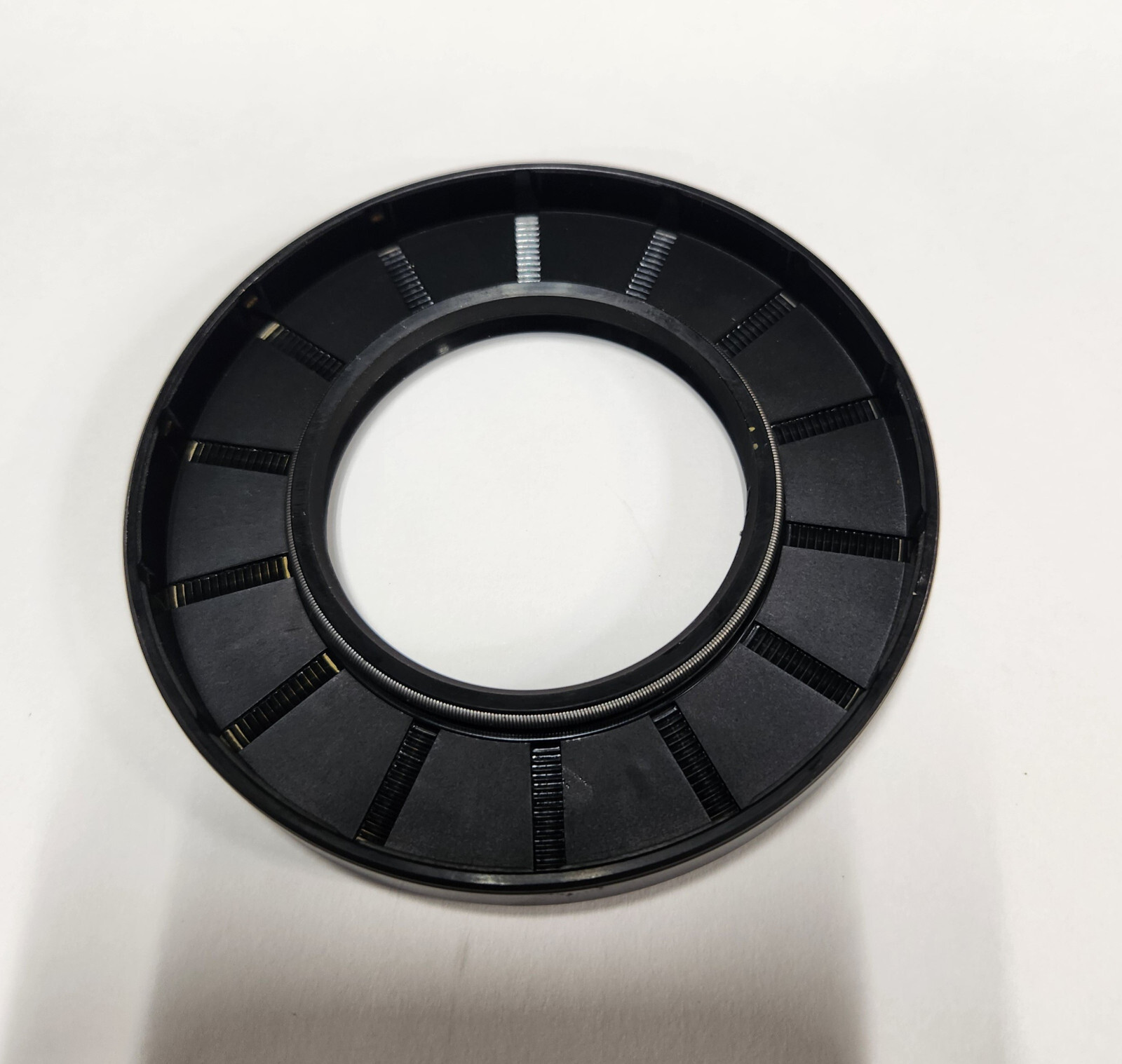 Planetary Oil Seal Hobart Legacy HL1400 Mixer # 00-068045 and V1401 140qt same