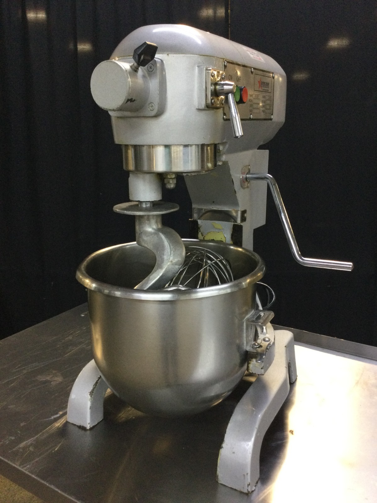 Omcan SP200 20Qt Dough Mixer With 3 Attachments