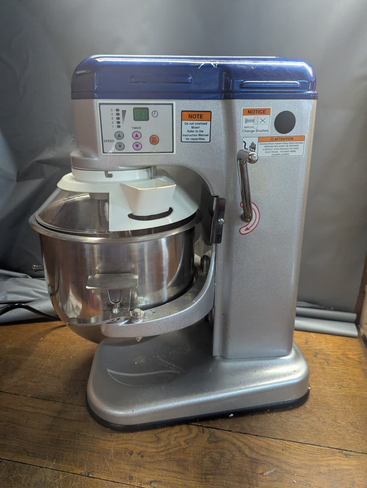 Vollrath MIX1010 Commercial 5 Speed Countertop Food Mixer