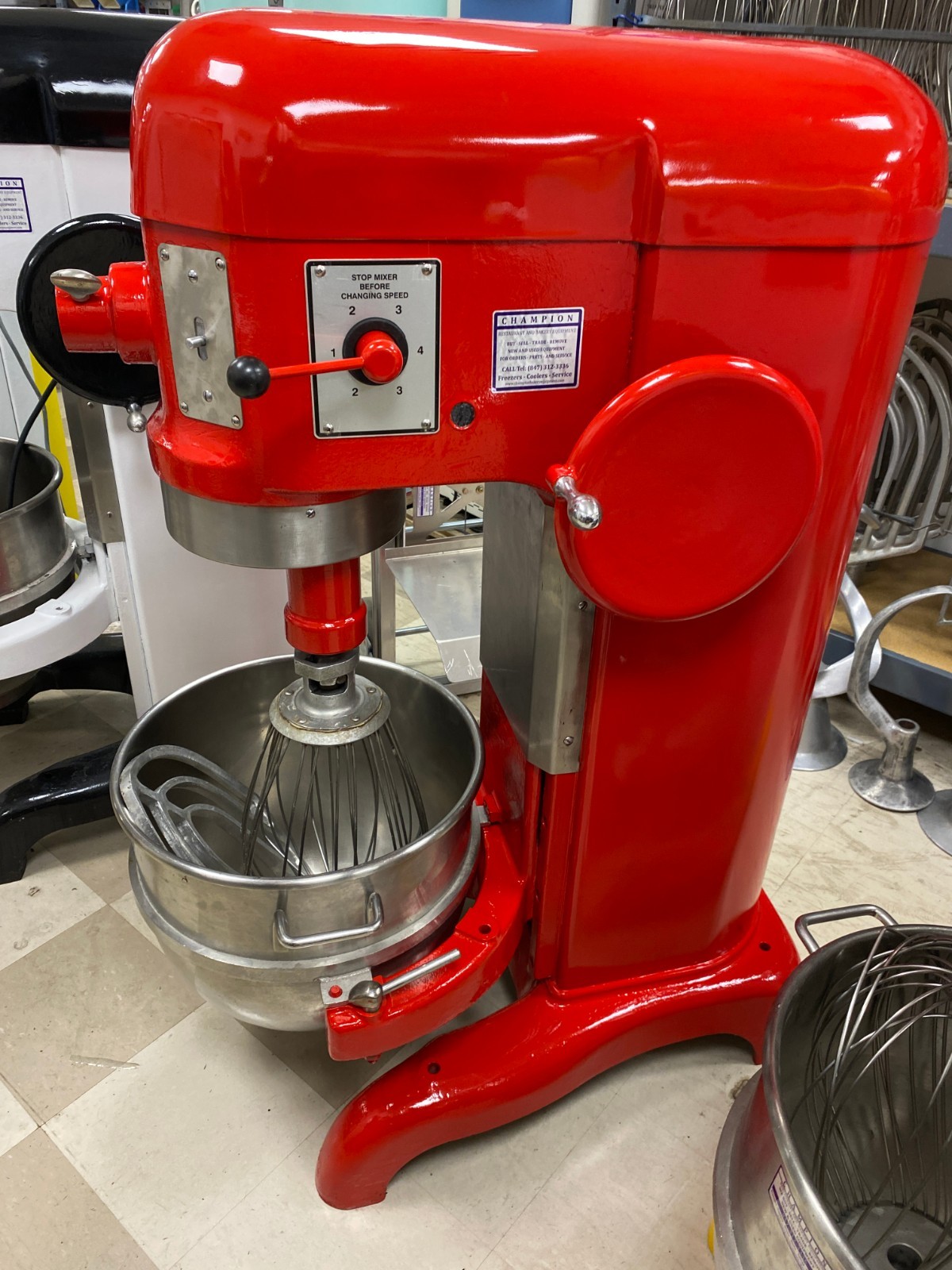 Mixers/ 30 Qt Hobart D-300 w/t 4 Attachments / 1/2 HP Film Attached/115V
