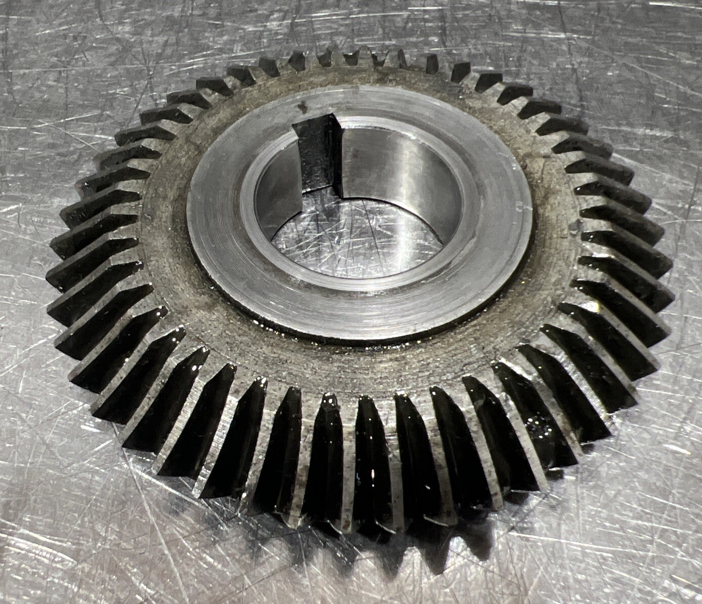 Genuine Hobart Model D-300 30 Qt Commercial Mixer Planetary Shaft Bevel Gear