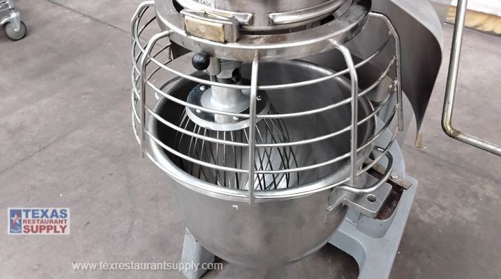 Hobart D340 40 Quart Bakery Dough Mixer with Bowl and 1 Attachment