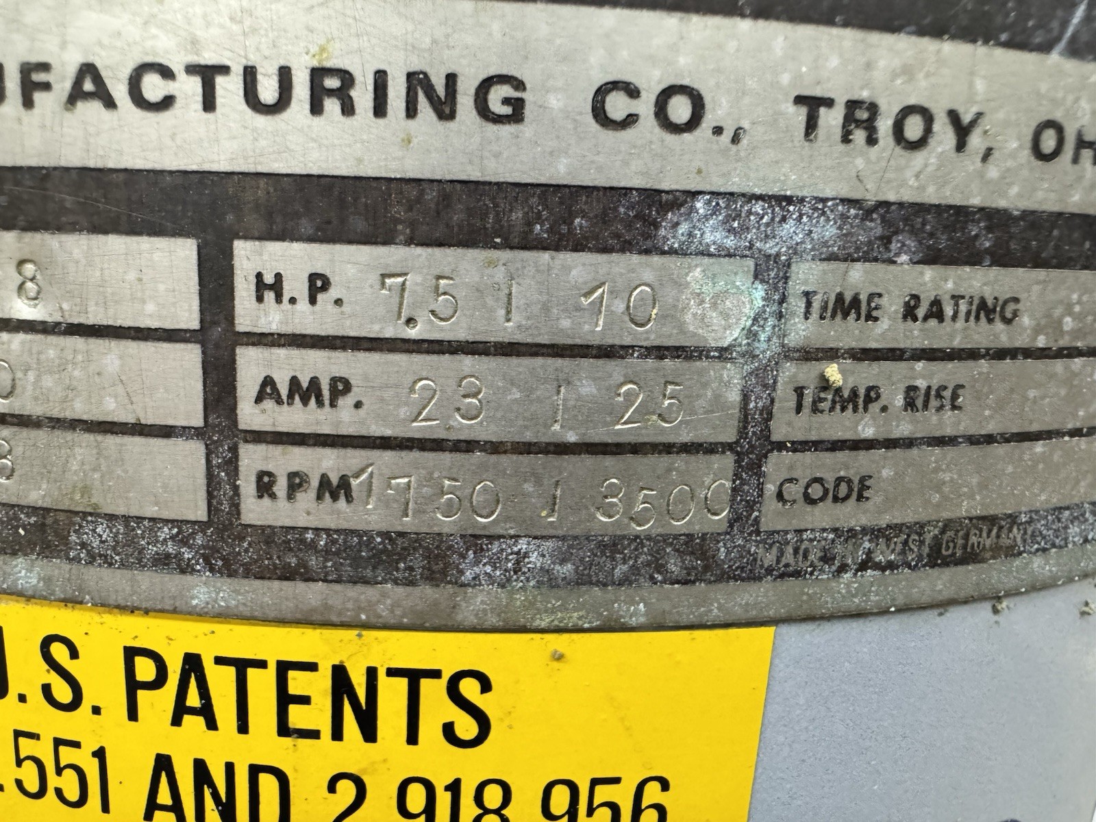 Hobart VCM-40 Vertical Tilt Cutter Mixer