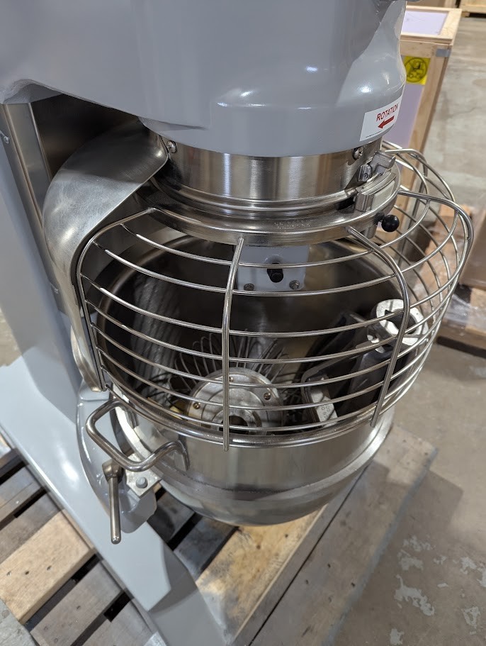 Hobart H600-T 60 Qt. Mixer w/Guard, Attachments, 2HP, 3PH – Rebuilt w/Warranty!