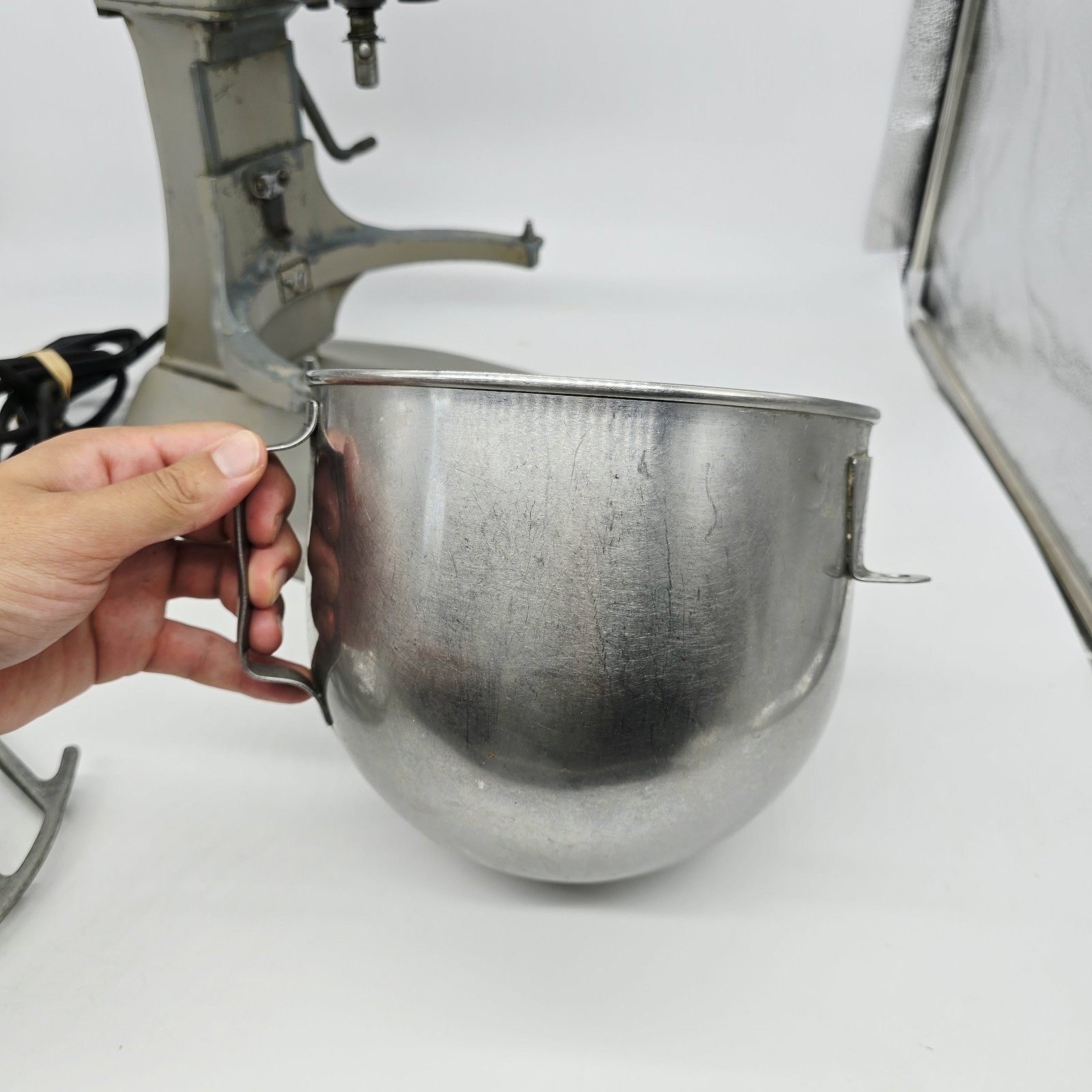 Hobart N50 Commercial Mixer 5 Quart Model N-50 Gray 3-Speed W/ Bowl Attachments