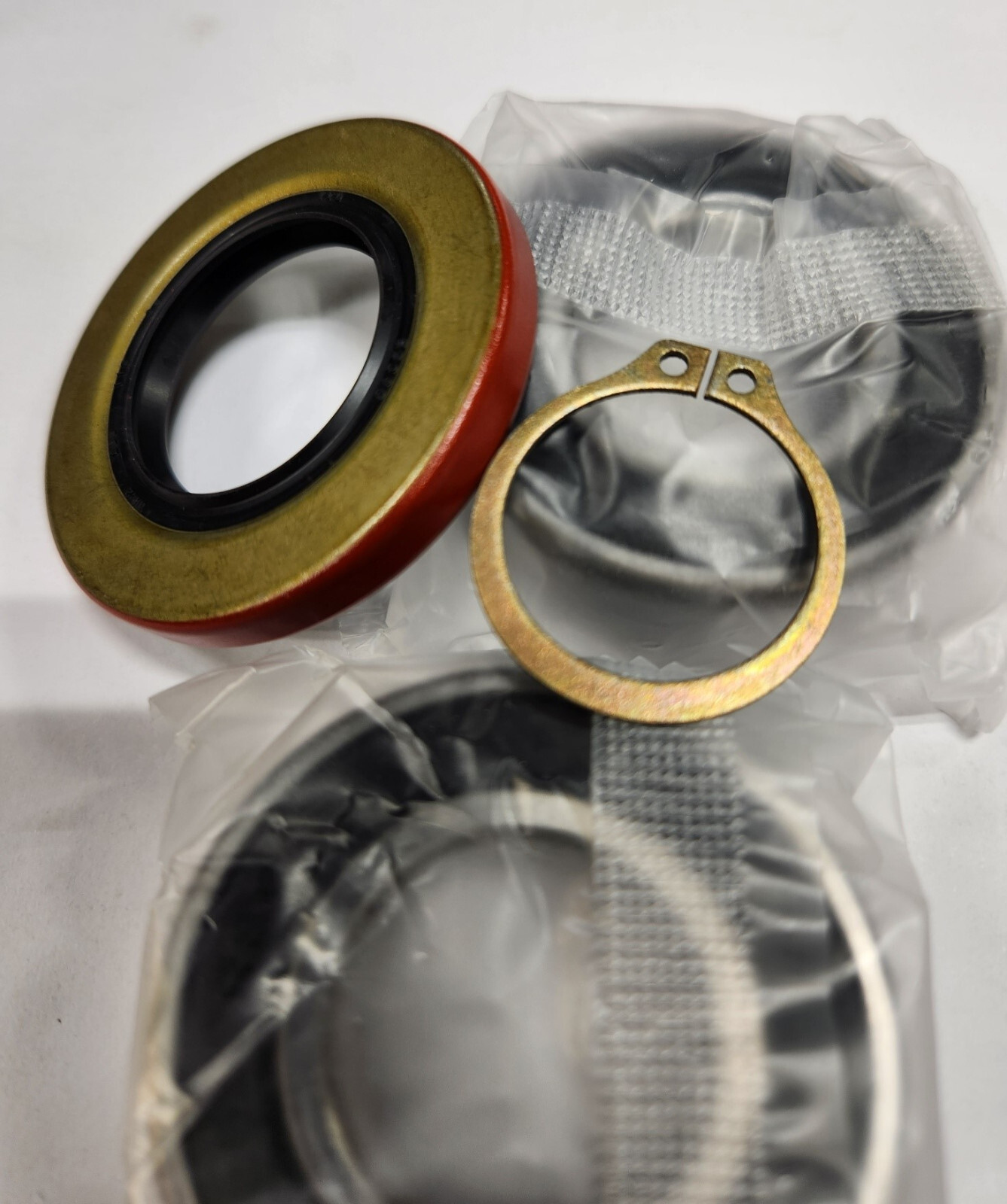 Hobart mixer D330 planetary Bearing and Seal Kit fits ( D330 ML #38944 only )