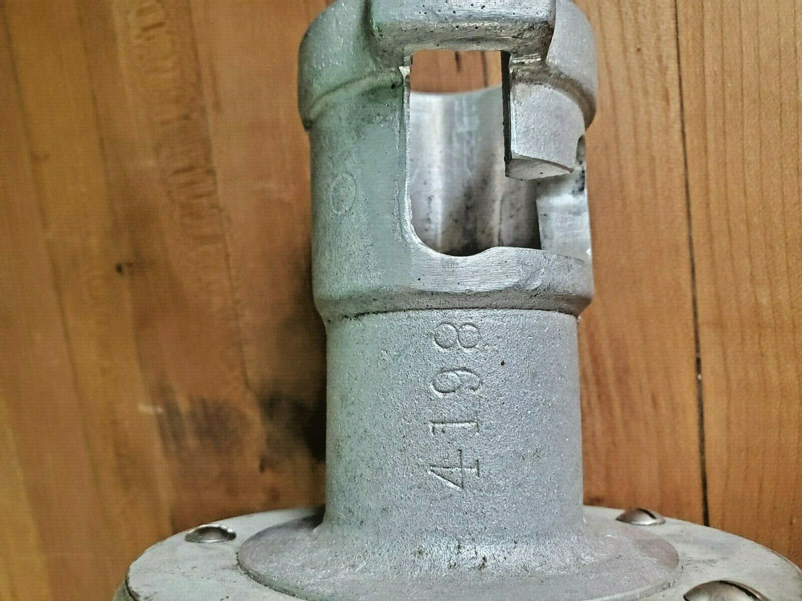 Hobart VMLH30D 30 Qt Reducer Stainless “D” Whip for VMLH Mixers 00-439740 – EUC