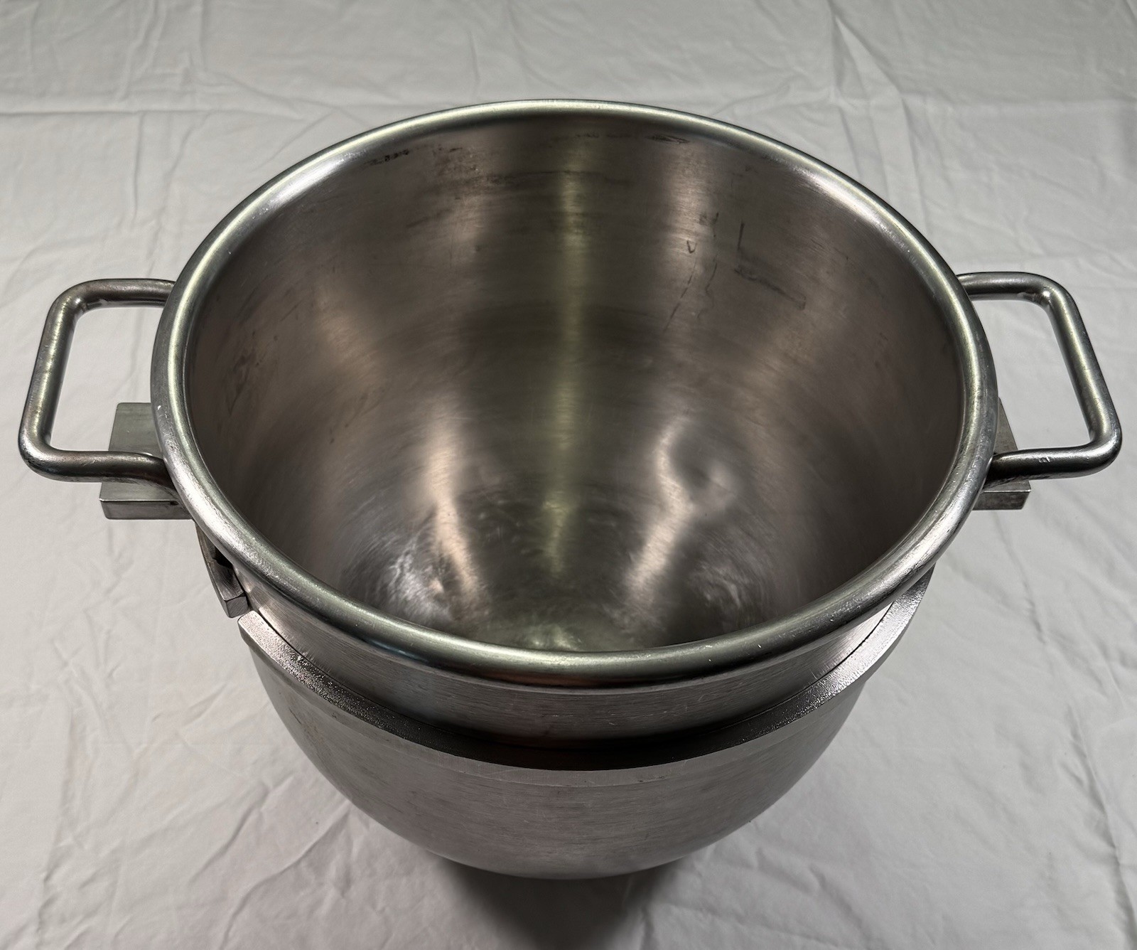 Hobart D-20 Mixer Bowl 20 Quart