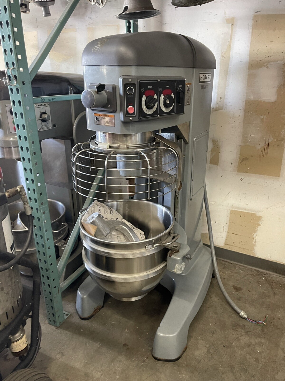 Hobart Legacy 60qt Dough mixer HL600 Comes W Bowl&Hook Attachment