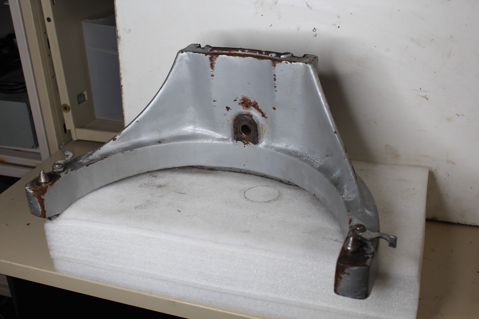 Thunderbird ARM-02 dough mixer bowl holder