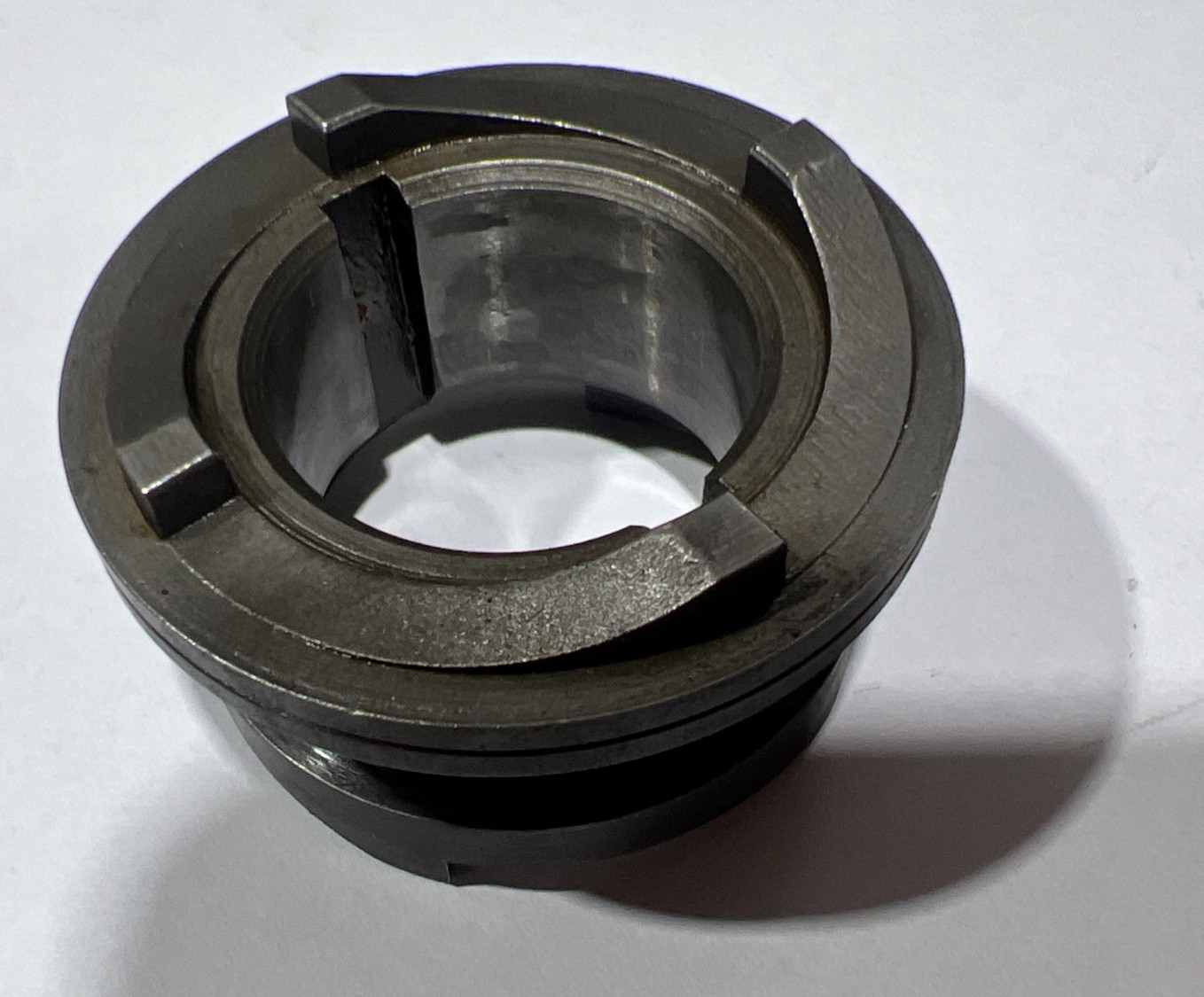 Genuine Hobart Model D-300 30 Qt Commercial planetary shaft clutch sleeve