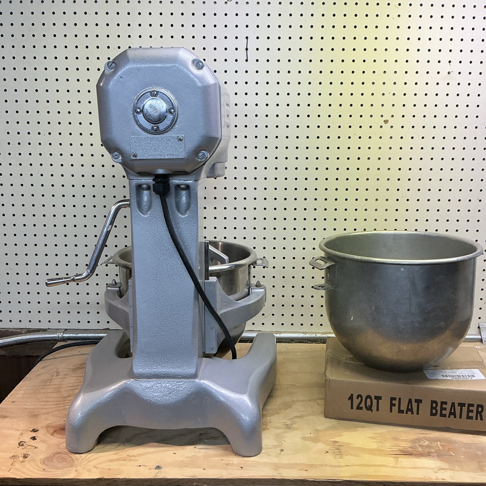HOBART 12 Quart Mixer A120 W/ Bowl, Paddle, Whisk – 1PH – Watch Video!