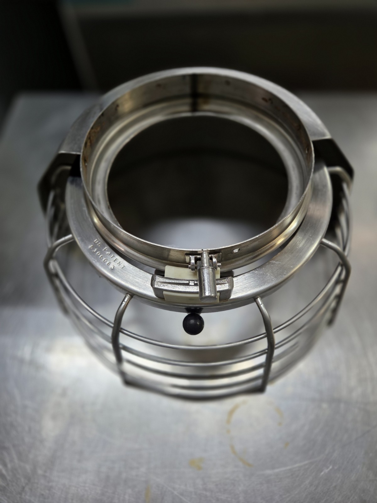 Hobart D300 30qt Mixer cage, Bowl Safety Guard Excellent condition