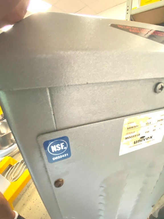 Mixers/ 30 Qts. UNIVEX Model SRM30 / 30 qt/ 4 Attachments / 4 Speed 115V