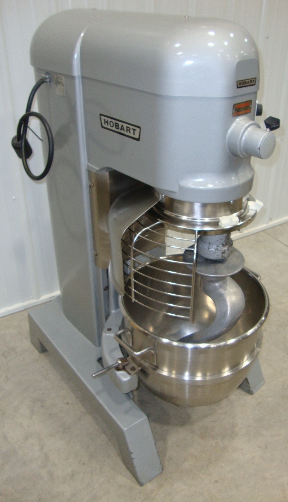 Hobart H-600T Commercial Mixer 60 Qt (EXTREMELY CLEAN)