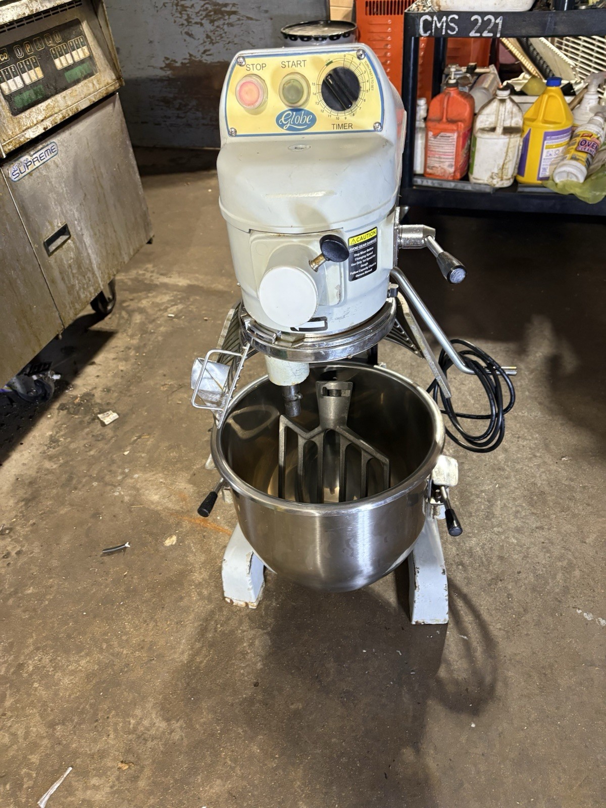 Globe SP20 mixer w/ Bowl guard, Stainless Bowl, and Beater