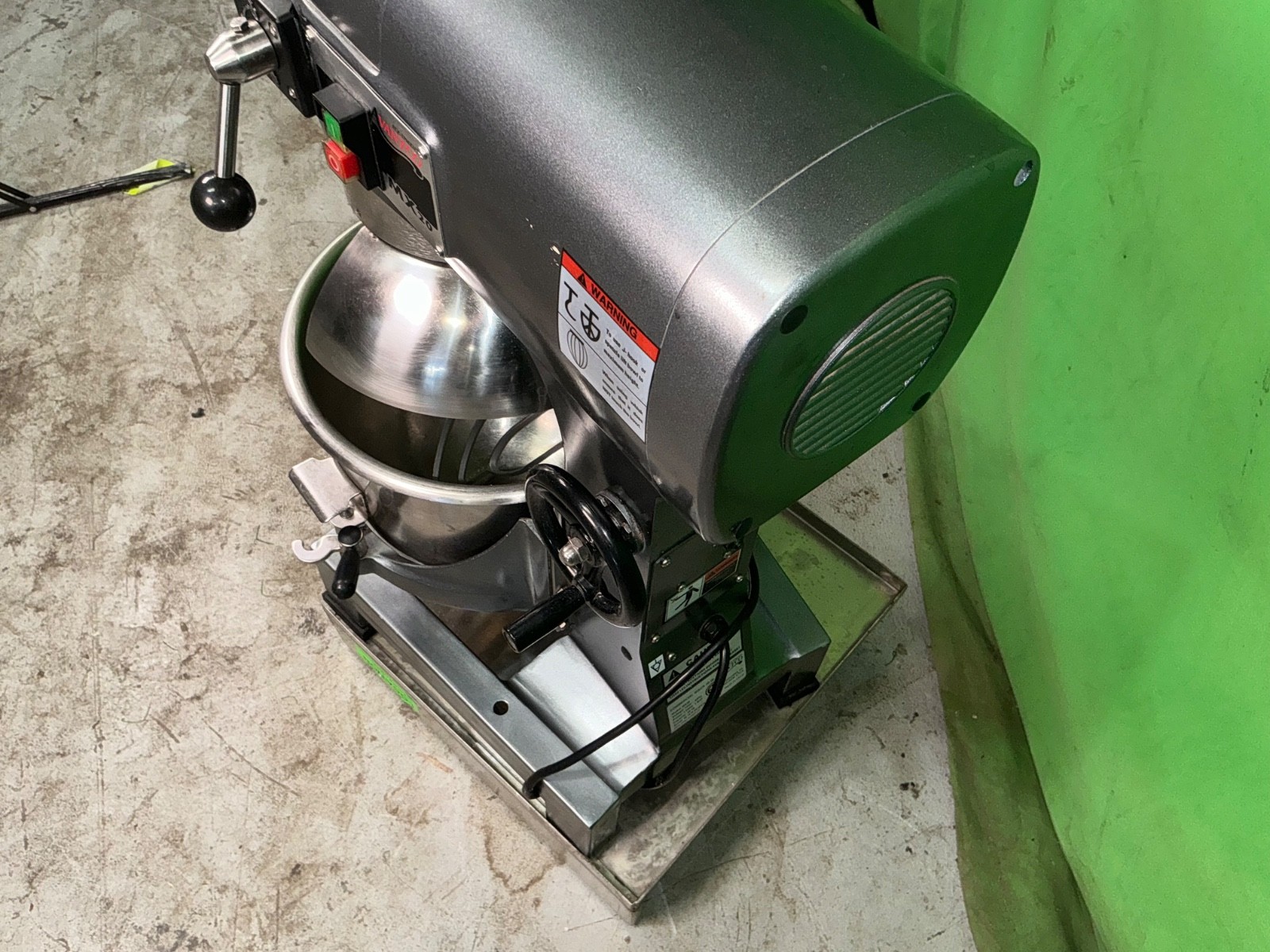 Avantco MX20 Commercial Mixer – Heavy Duty Food Dough Mixer 2558