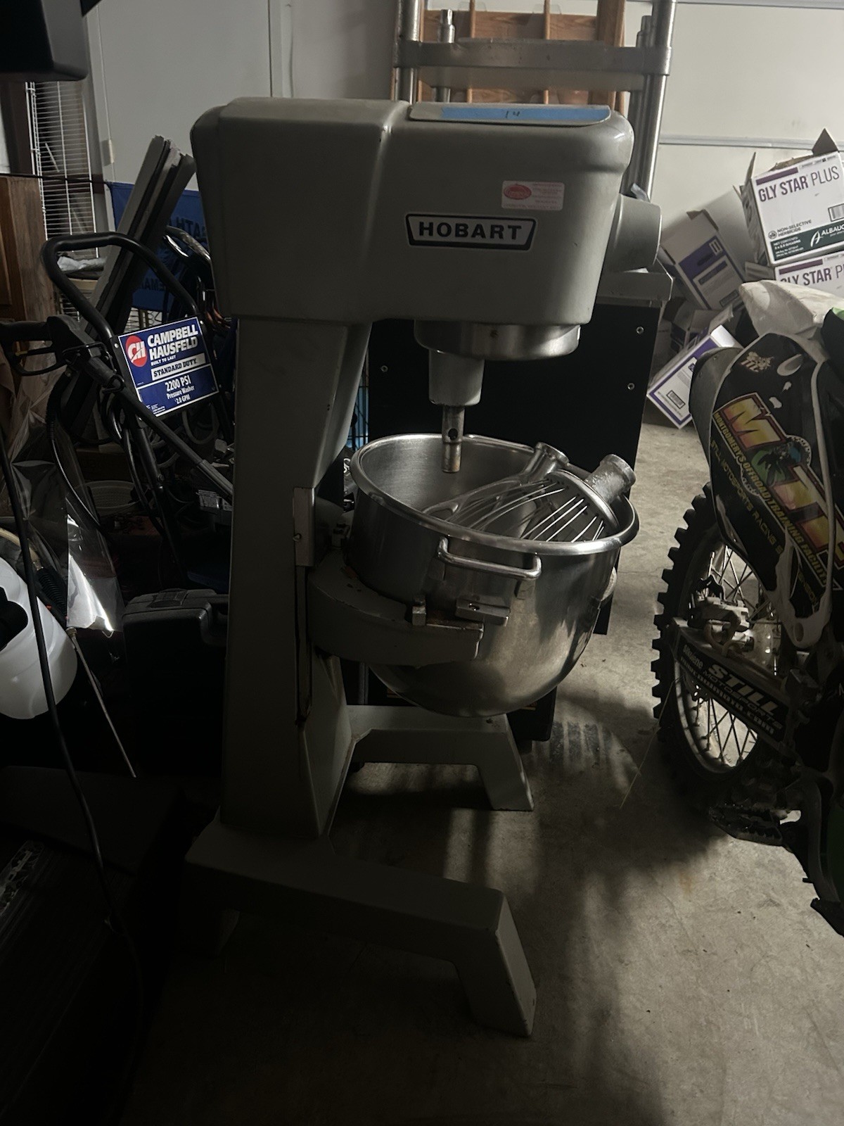 Hobart D-300T (MPN D-300T) 3 Speed Floor Model Floor-Standing Commercial Mixer