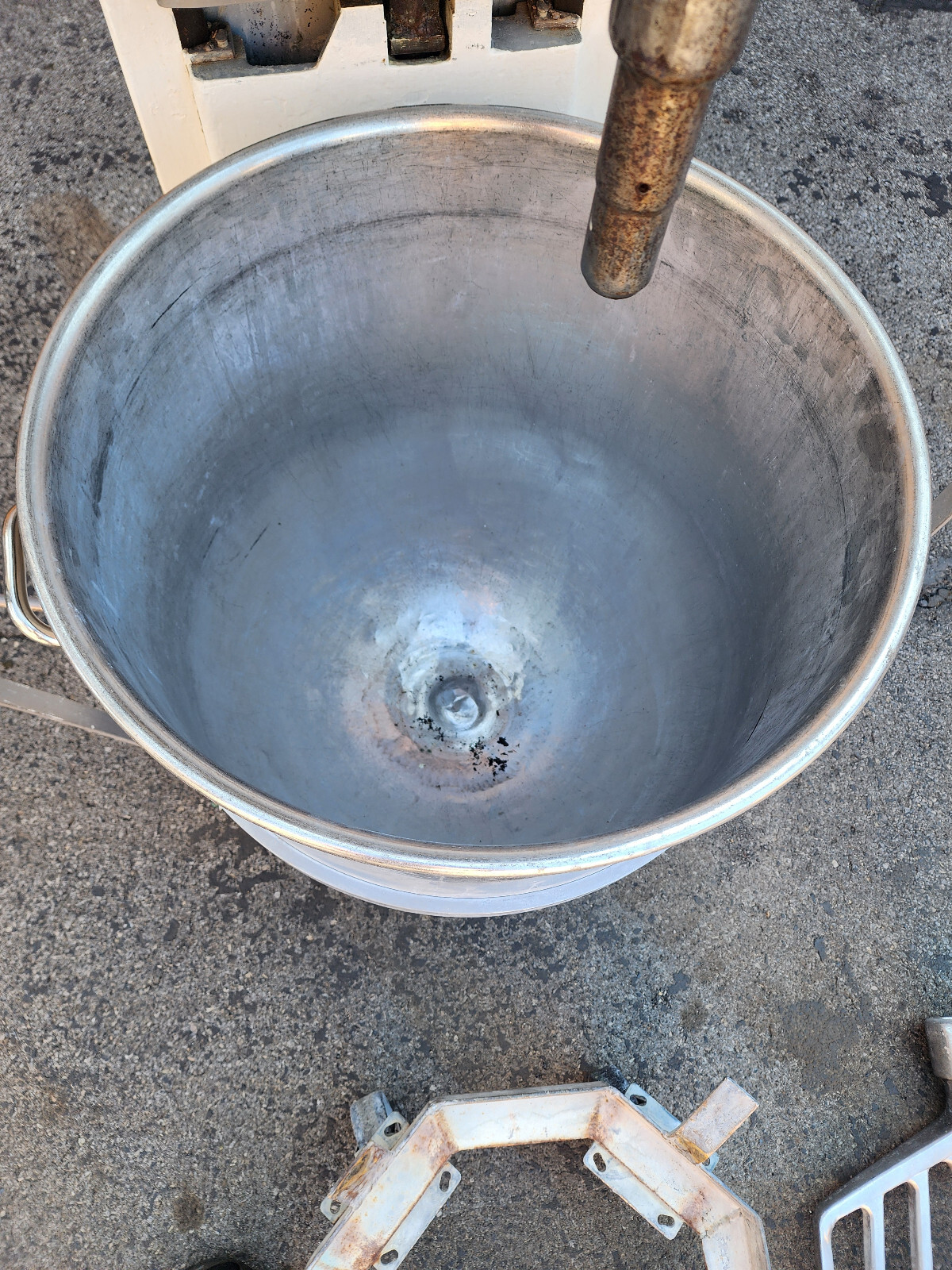 Hobart V1401 140qt Vertical Bowl Mixer With Accessories