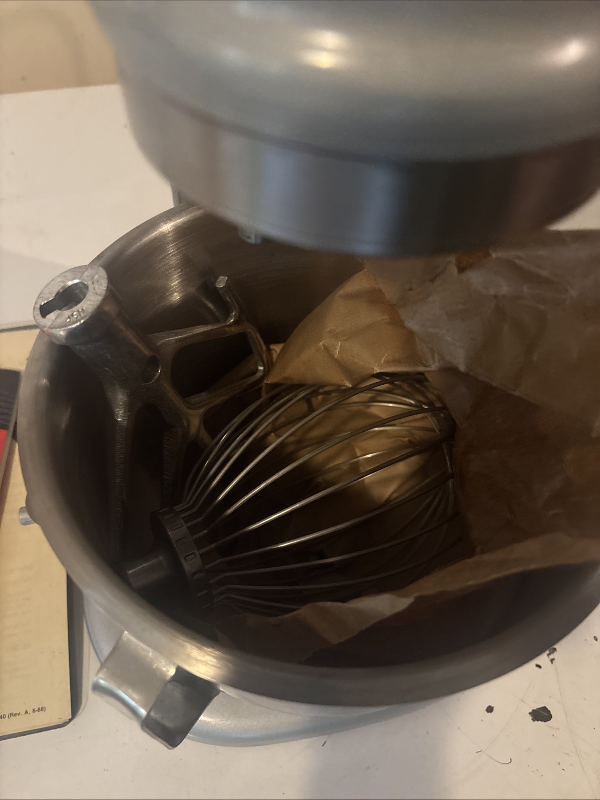 NOS….. Hobart N50 5 Qt Countertop Mixer w/ Bowl and Accessories