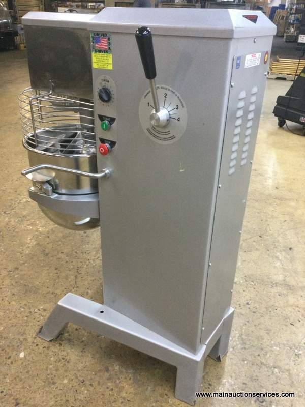 UNIVEX 30 QUART DOUGH MIXER WITH 3 ATTACHMENT