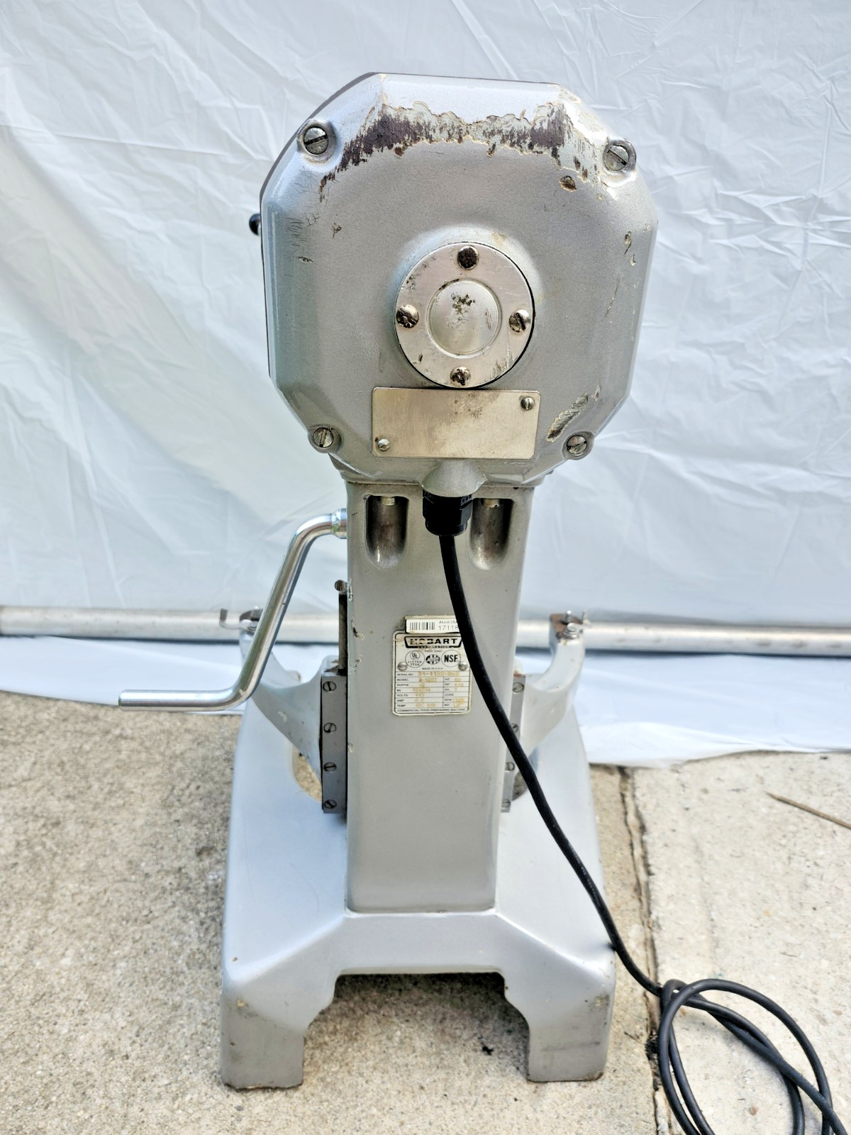 Hobart A-120T heavy-duty, 12-quart commercial countertop planetary mixer