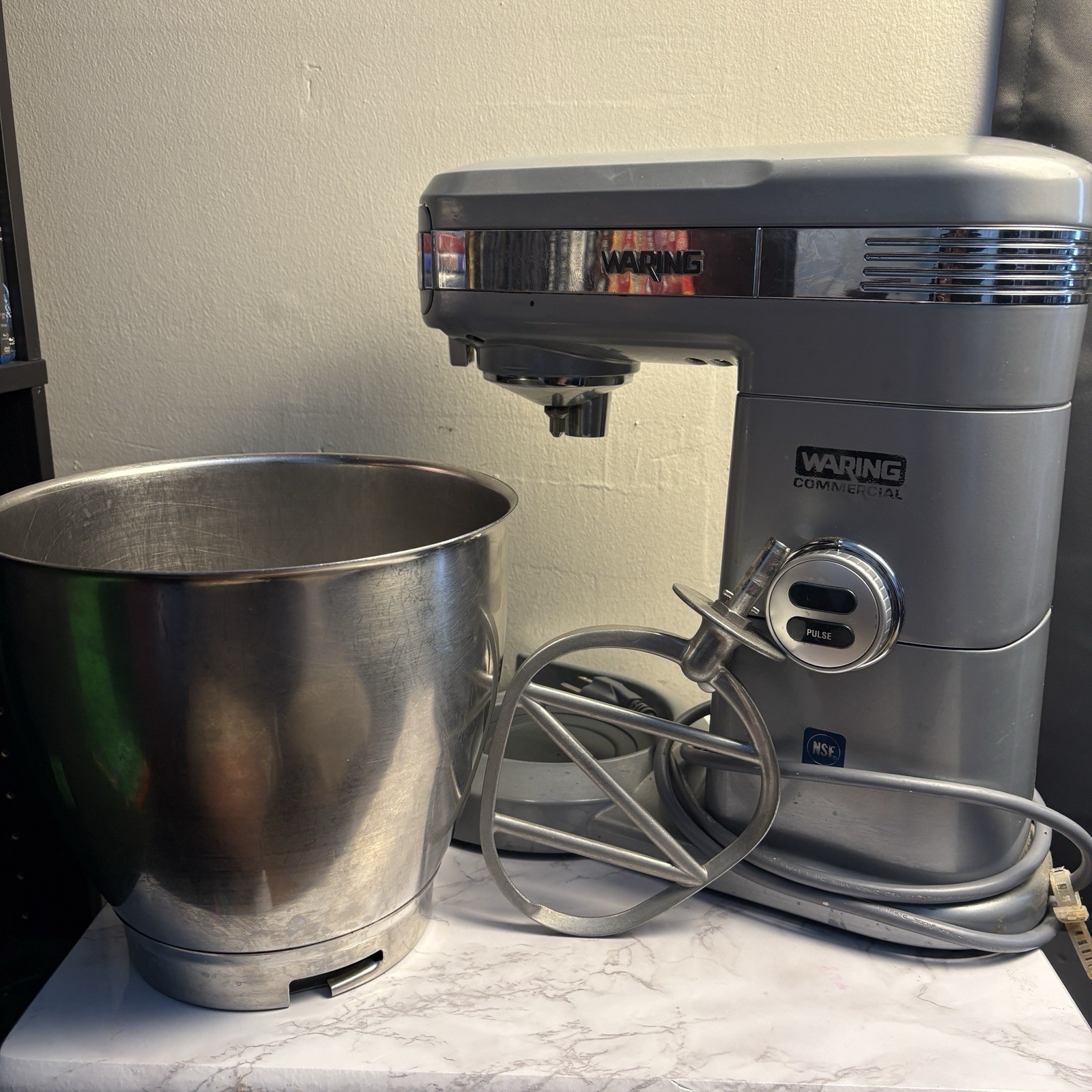 Waring WSM7Q 7-Qt Commercial Stand Mixer Tested And Working