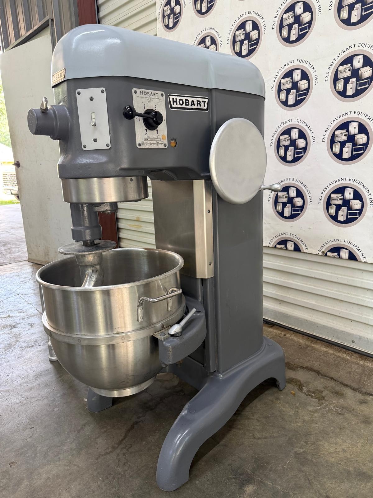 Hobart H-600 Industrial Planetary Mixer (60 Quarts), Single-Phase, Complete Kit