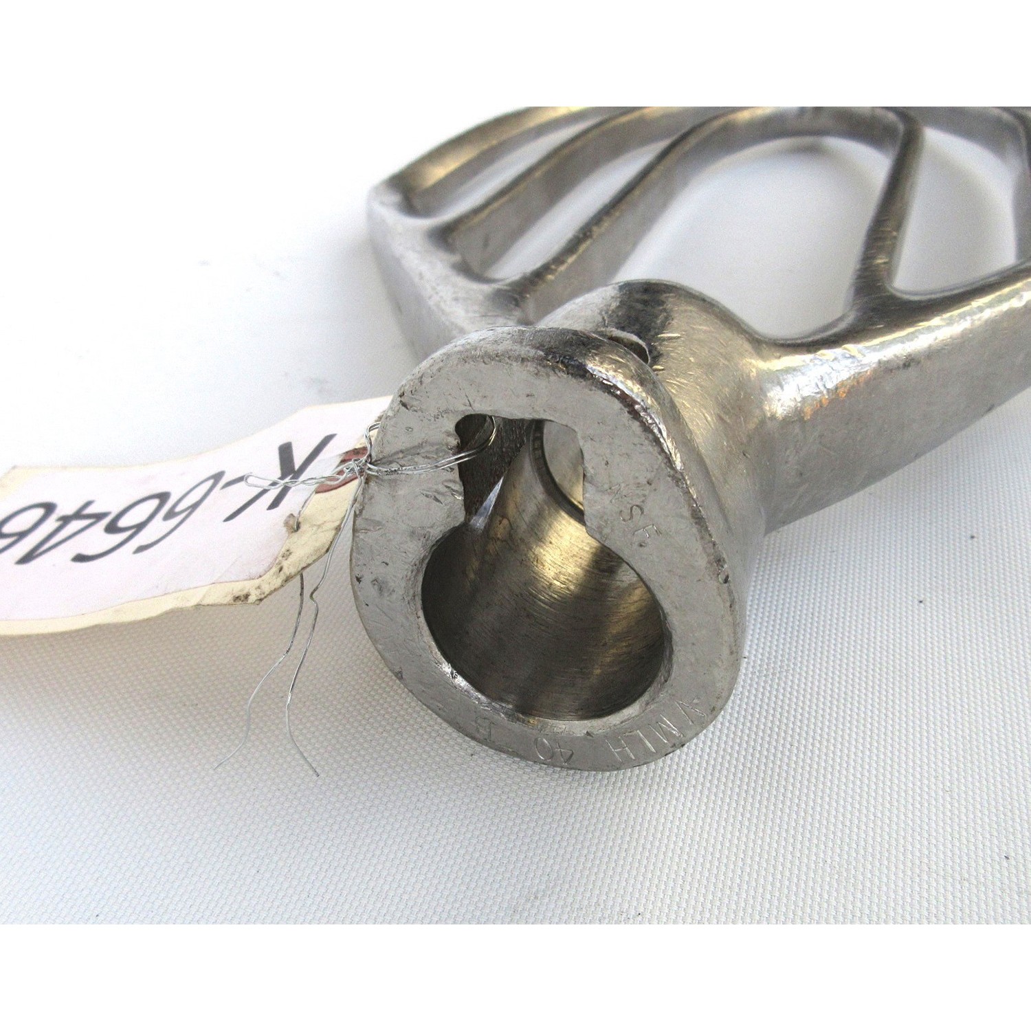 Hobart 00-295033 Stainless Steel 40 Quart Mixer Beater VMLH40B