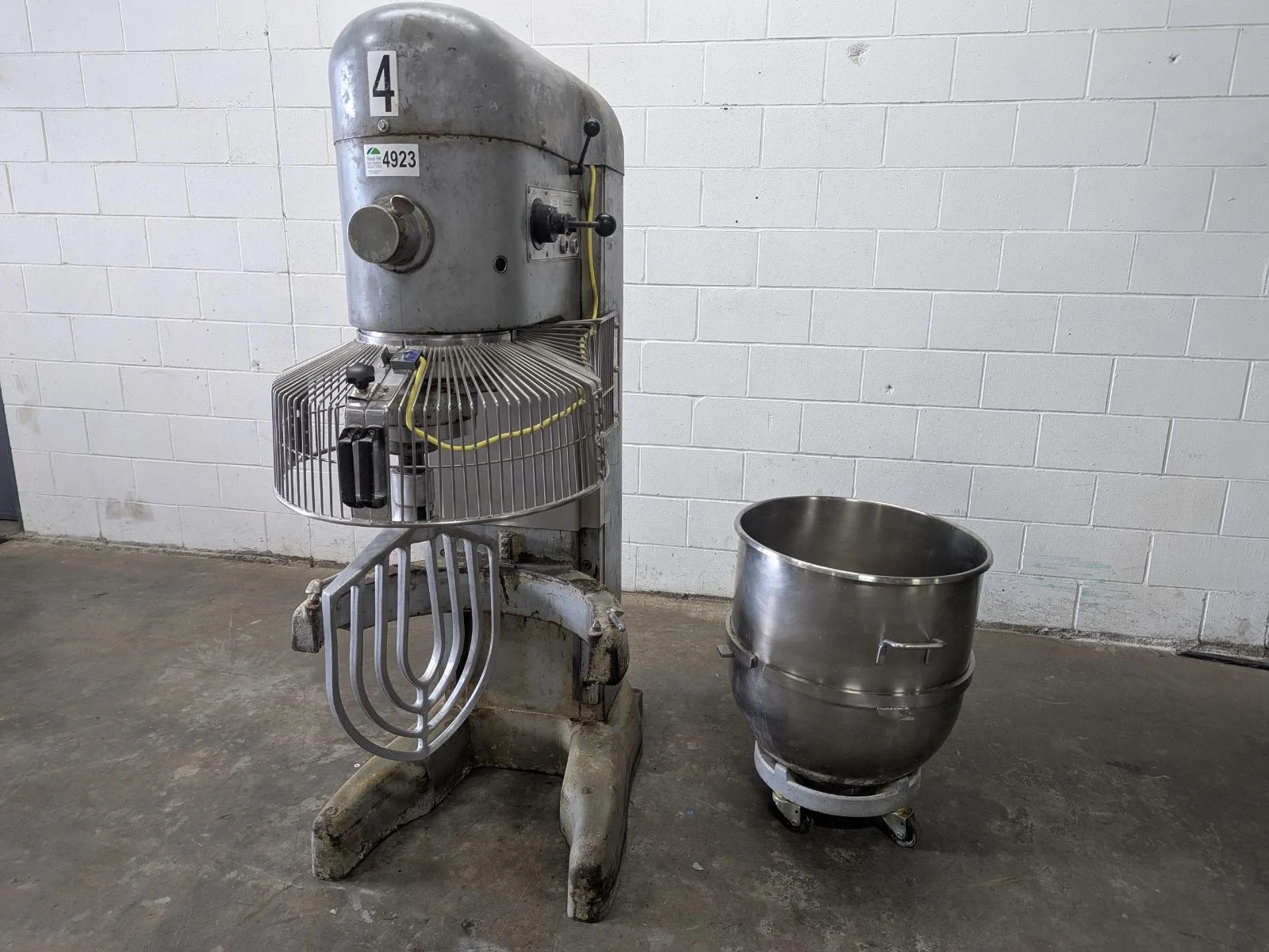 Hobart 140Qt Mixer with Bowl, Beater, and Dolly