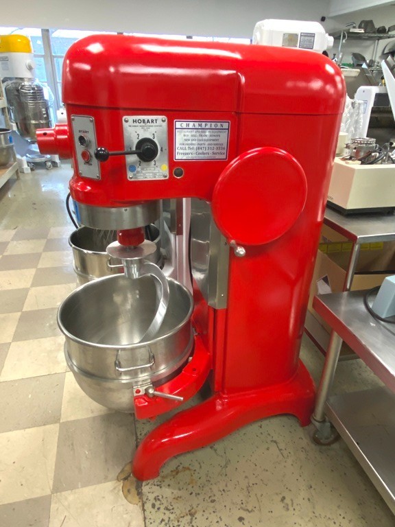 Mixers/ 60 Qt / Hobart H-600 / Mixer Red /w/t 4 Attachments/ 230V-1F-11A / 1-HP