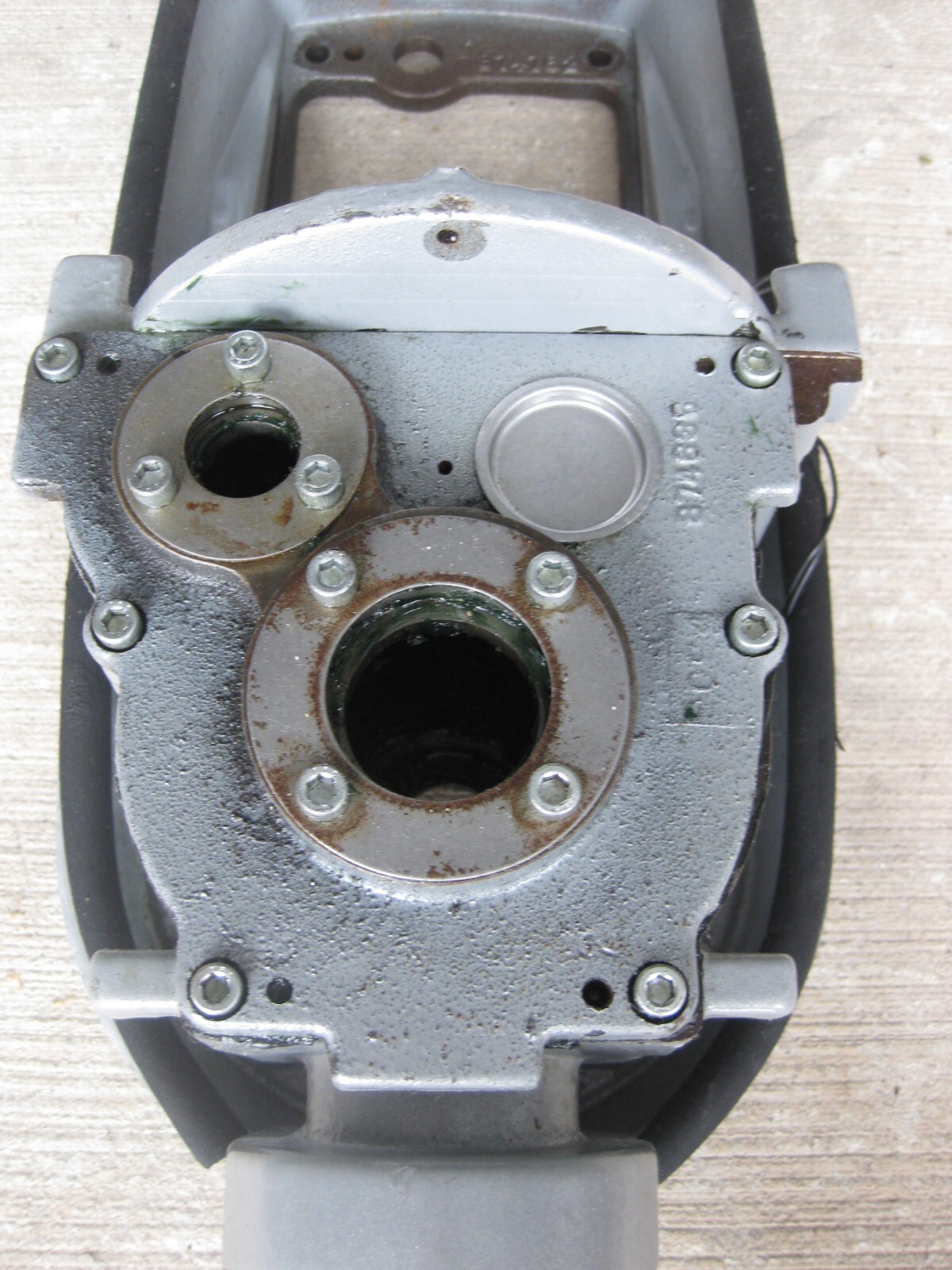 Hobart Mixer HL200 lower head transmission cast housing