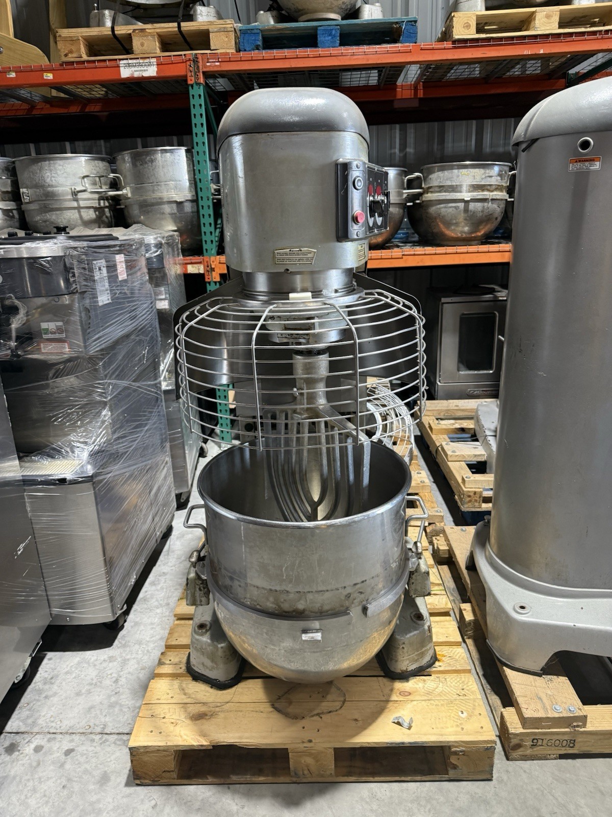 Hobart Legacy 140qt Dough Mixer HL1400N w/ Bowl Guard!