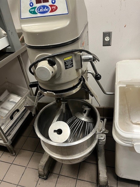 Globe SP30P Commercial floor mount Mixer