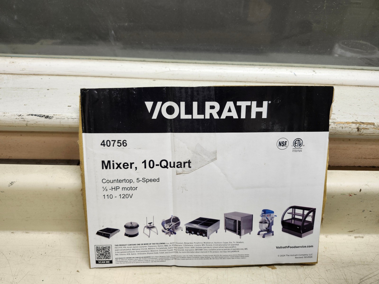 Vollrath 40756 10 Qt Bowl Lift Countertop Mixer with Guard & Accessories