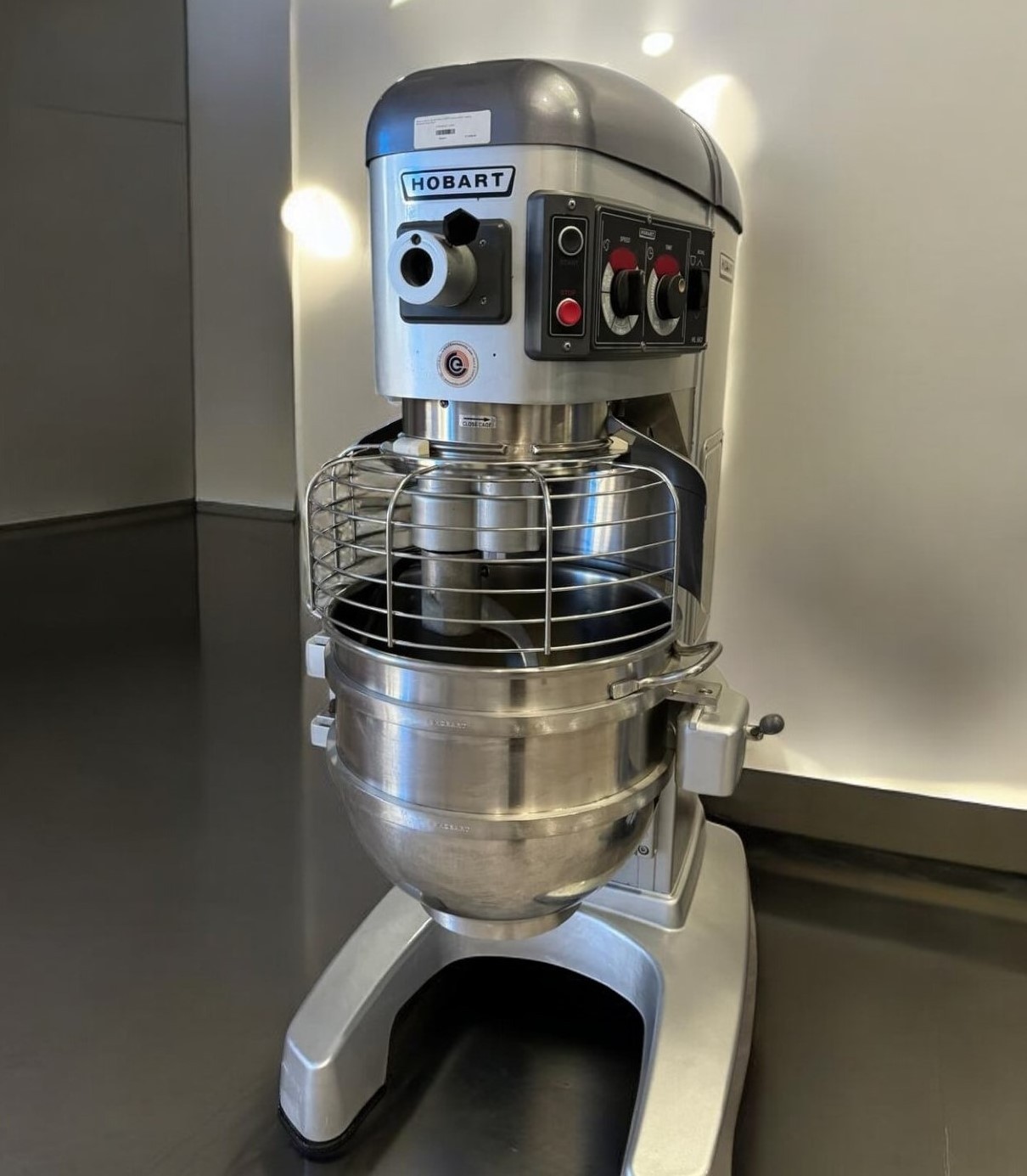 Hobart HL600 Commercial Planetary Mixer – Refurbished – 60Qt – w/Bowl, Hook