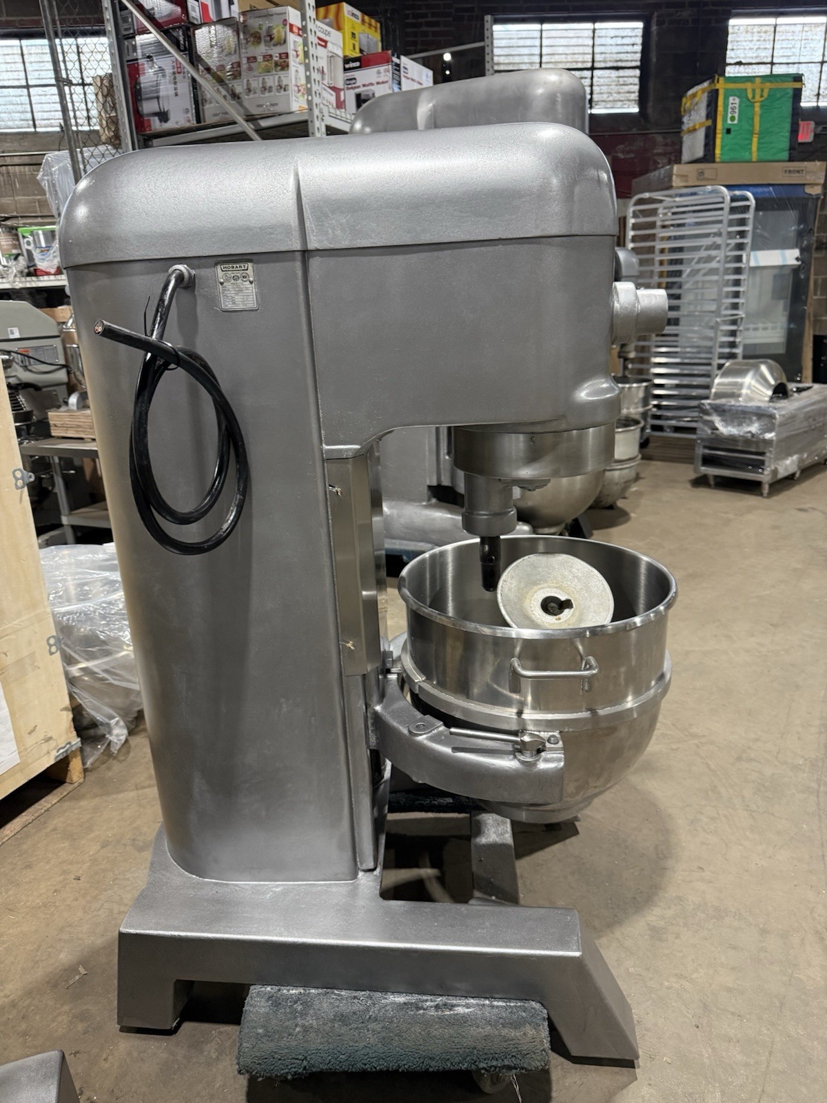 Hobart H-600T Commercial Pizza Dough Mixer 60QT 3PH 1.5HP 200V