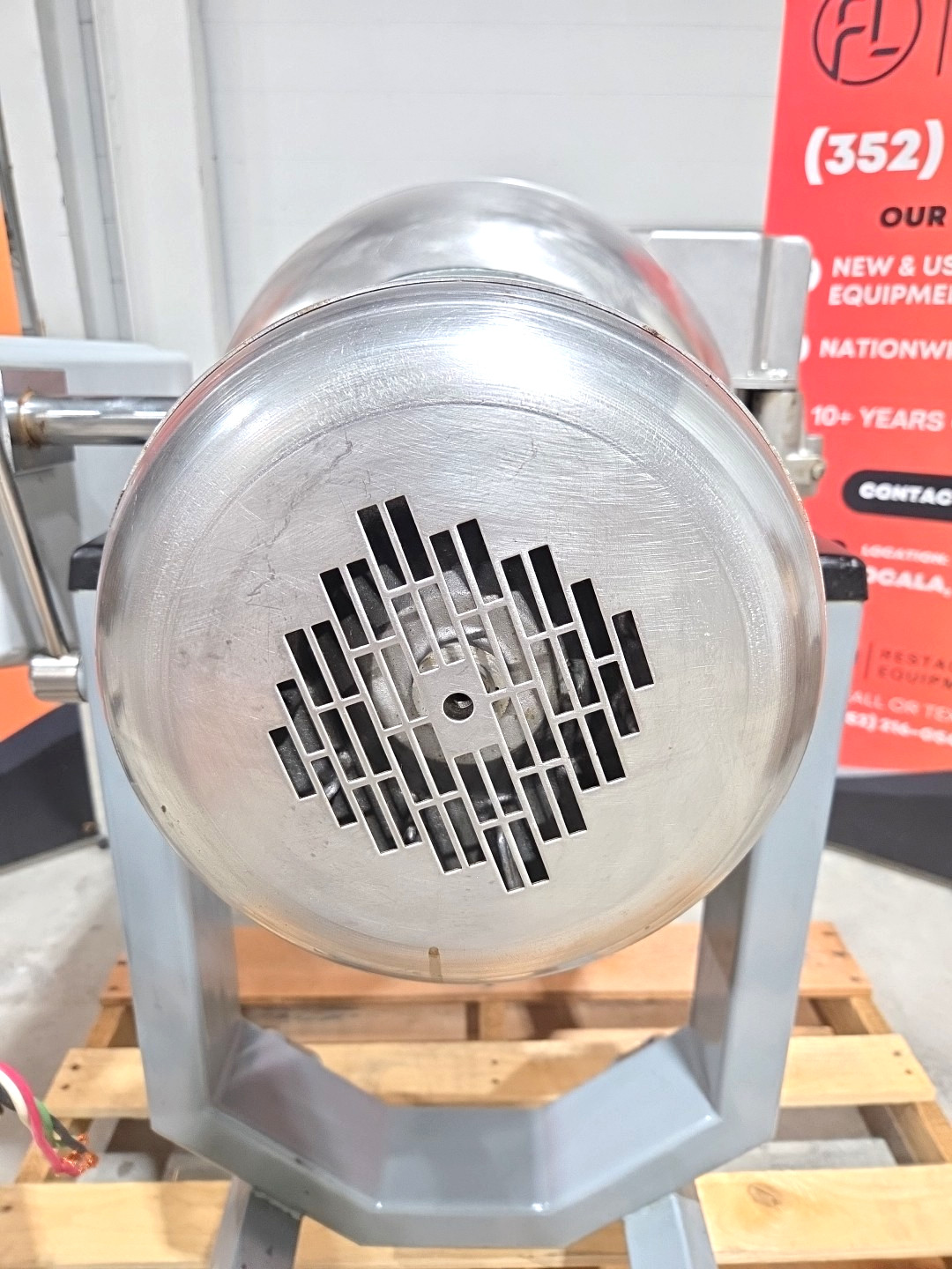 LATE MODEL HOBART HCM 450 45QT VCM w/ Blades, and MORE – 5 HP 200V – Watch Video